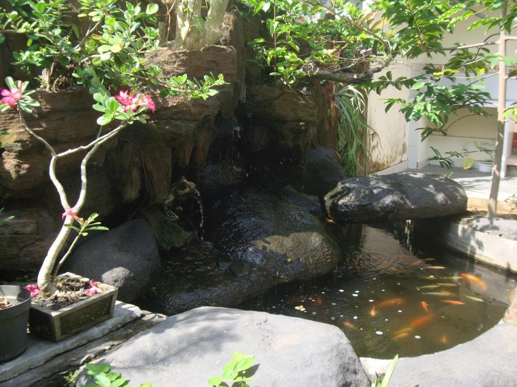 Gusti Home Stay Ubud Exterior photo